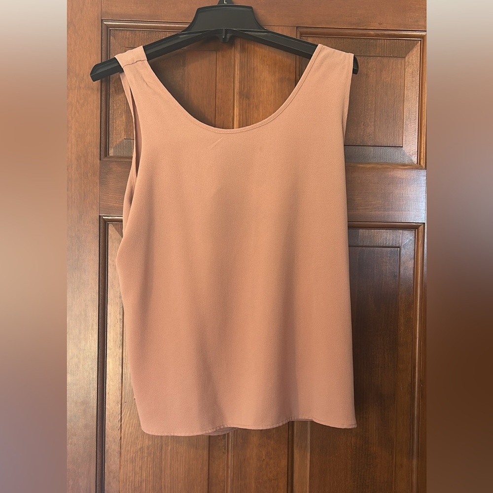Women's Sleeveless Blush Pink Top